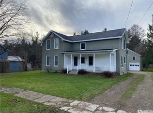 20 Lester St, Sinclairville, NY
