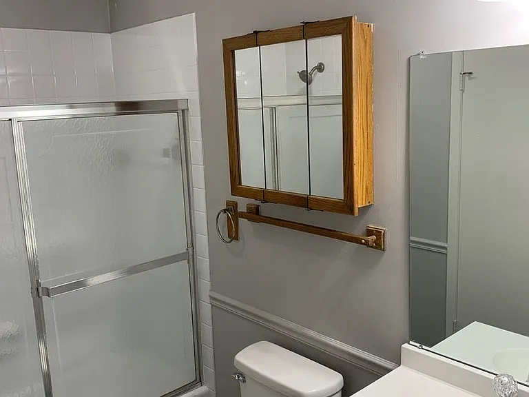 527 Hill St — Photo 7