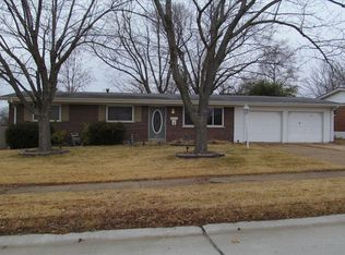 10223 Mullally Dr, Saint Louis, MO