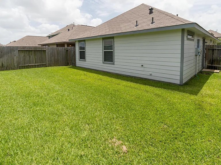 5438 Latta Plantation Dr — Photo 5