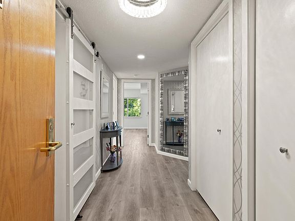 3rd image of 345 Place Ln Unit 345