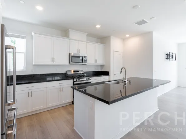 24473 Sonieta Ct, Corona, CA 92883