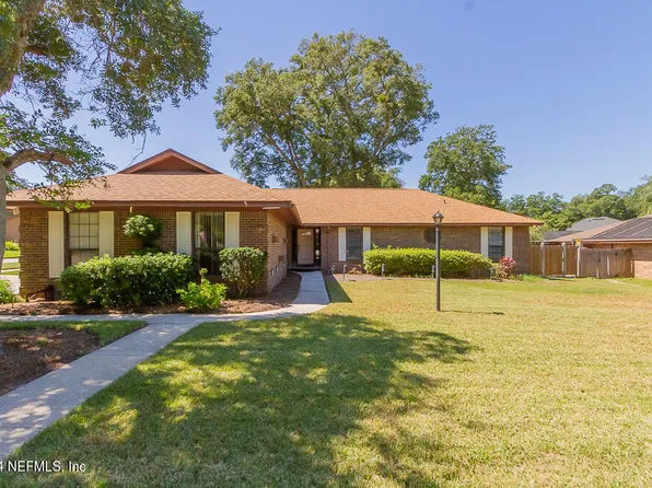 2210 BROAD WATER Drive, Jacksonville, FL 32225