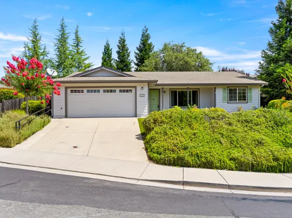 1150 Summer Ridge Ct, Auburn, CA 95603