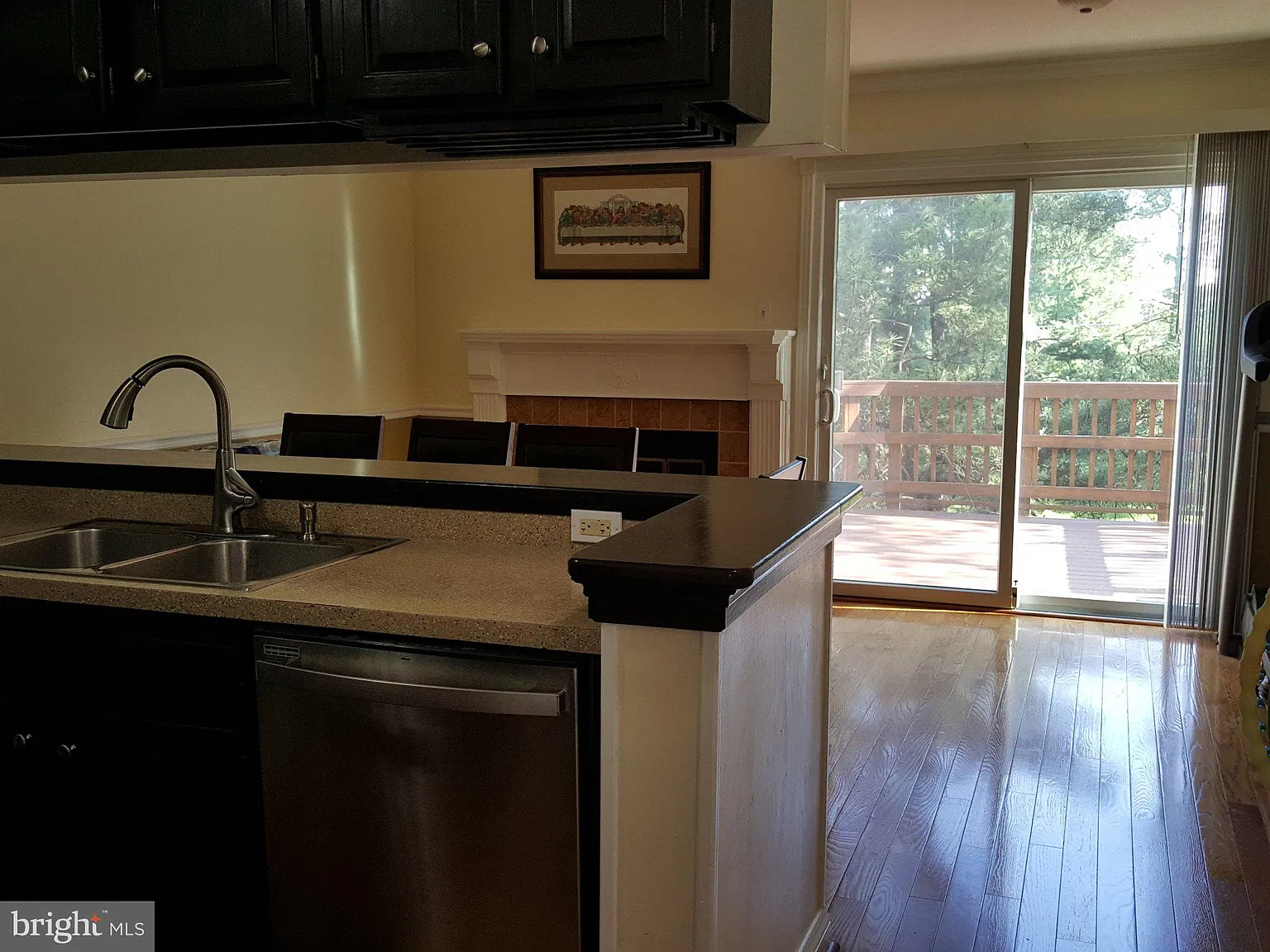 3 bed, 3.5 bath, 1704 sqft, $3,000 — Photo 3