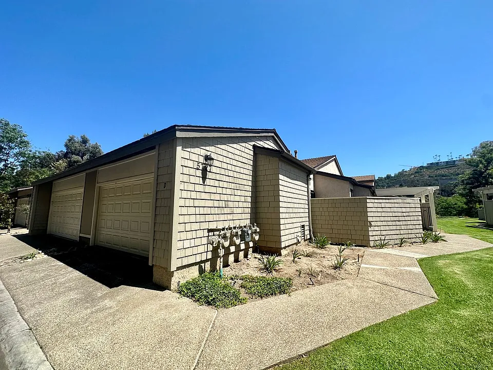 5727D Adobe Falls Rd