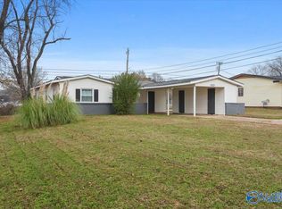 111 Whitney Ave NE, Huntsville, AL 35811