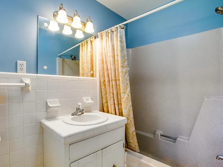 2548 Peace Pl — Photo 16