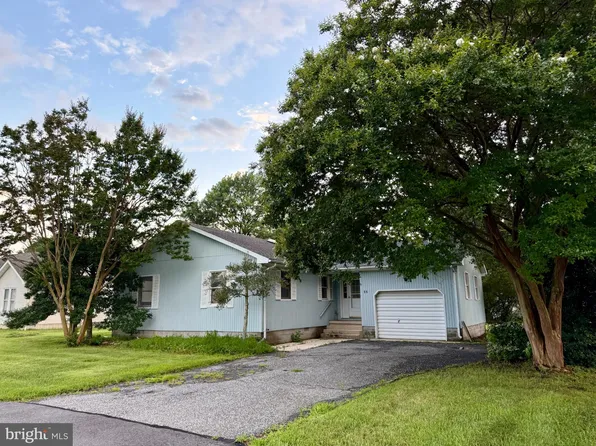 22 Windmill Ln, Ocean View, DE 19970