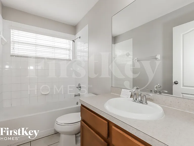 10614 Shady Branch Dr — Photo 16
