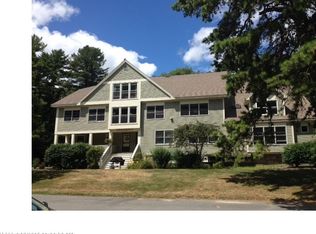 51 Woodland Rd APT 8, Cape Elizabeth, ME 04107