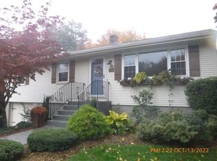 23 Juniper Ln, Rutland, MA 01543