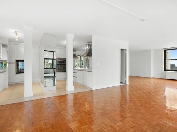 117 East 57th Street image 4 of 24