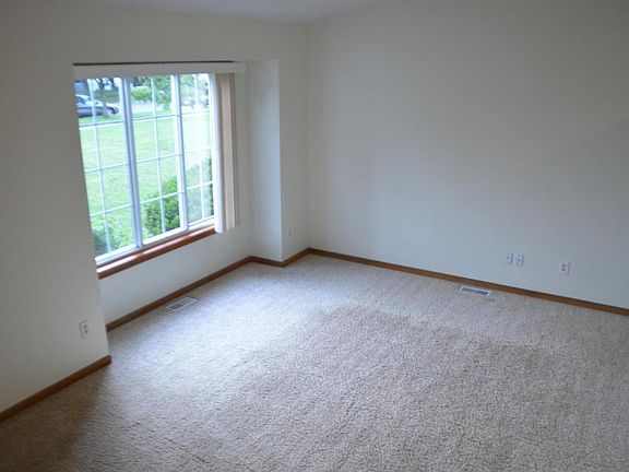 5th image of 2470 Walker Woods Ct NW