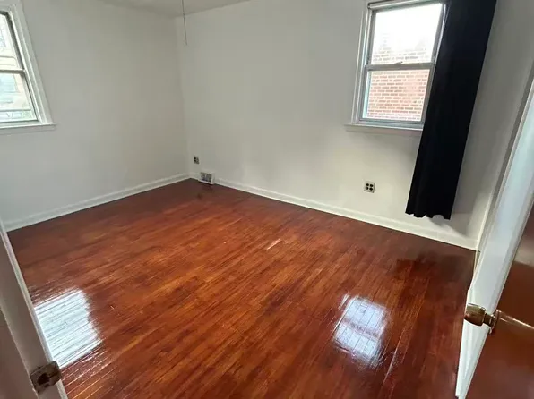 7718 Richard St, Philadelphia, PA 19152