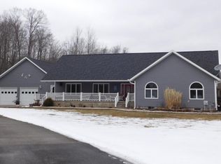 1535 E 32nd Rd, Cadillac, MI 49601