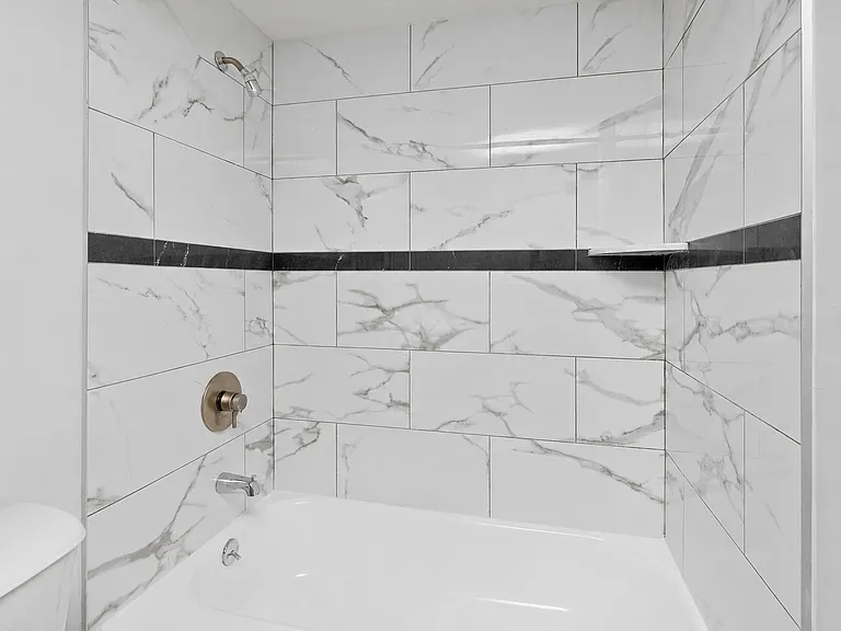 250 E Harbortown Dr #1305 — Photo 19