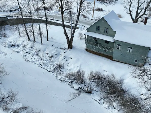 74 Chicken Farm Road, Corinth, VT 05040