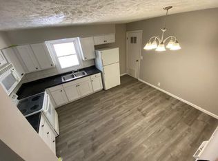 6017 N 48th St, Omaha, NE 68104