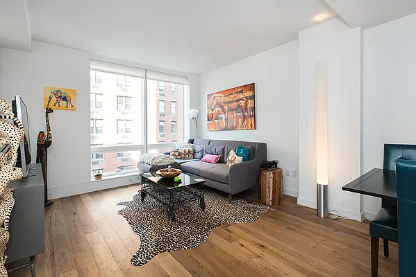 Rented by R New York | media 1