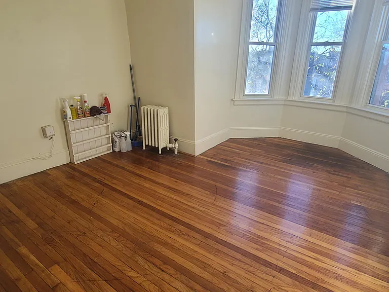 37 Mawney St — Photo 4