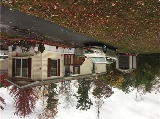 8 Turtle Ln, Milford, CT 06460