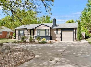 219 S Edgemoor Dr, Wichita, KS 67218