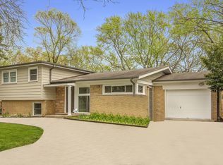 140 Heather Ln, Wilmette, IL