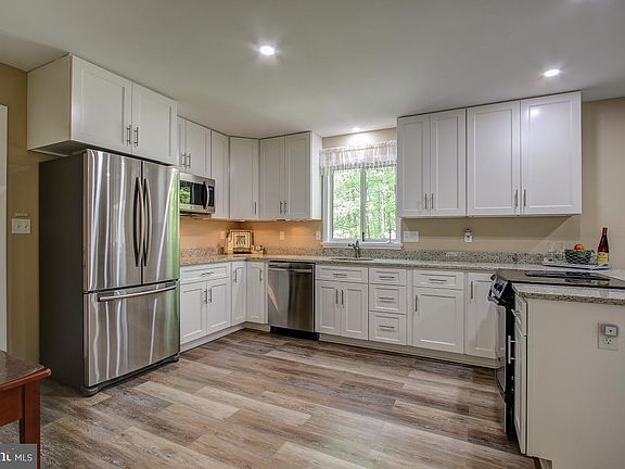 4th image of 23200 Wilderness Walk Ct