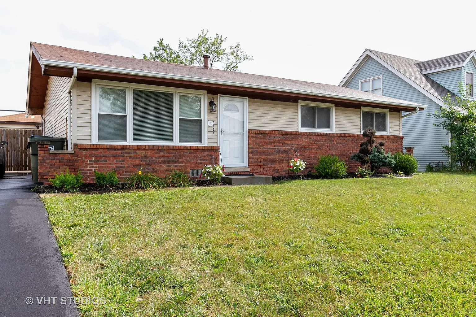 4121 Indian Hill Dr photo 1