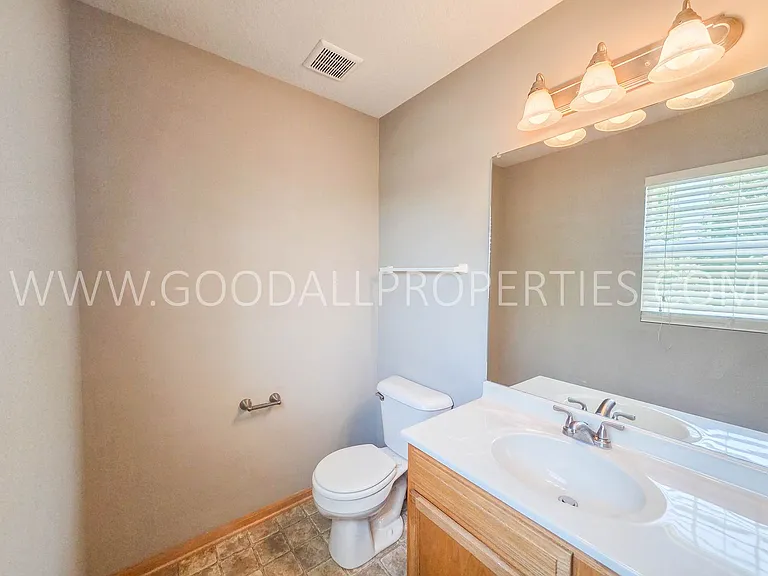 4015 154th St — Photo 8