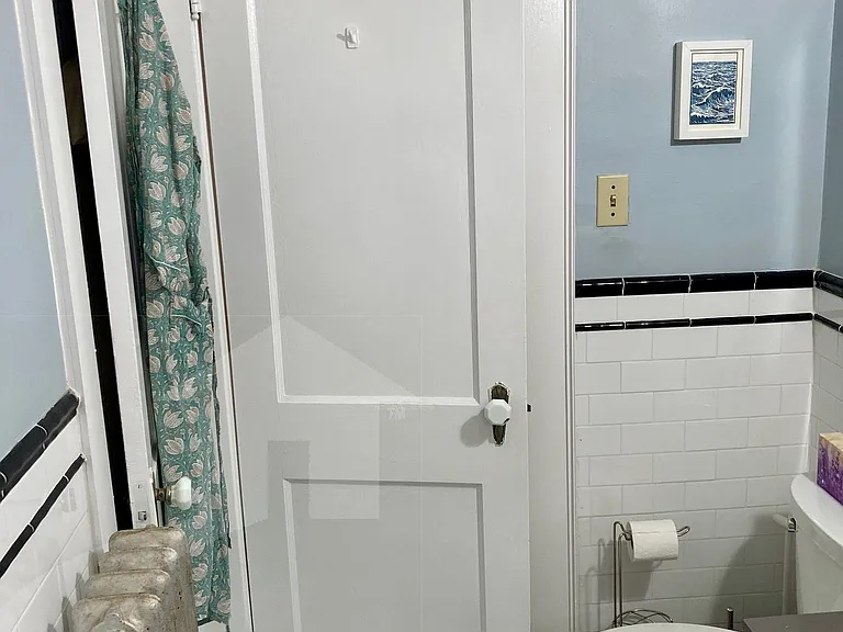 285 Harvard St #301 — Photo 7