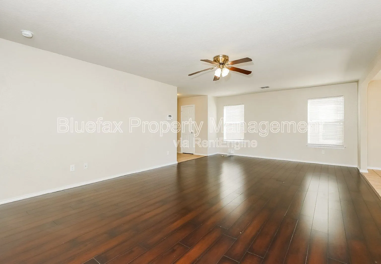 3 bed, 2.5 bath, 1812 sqft, $1,750 — Photo 3