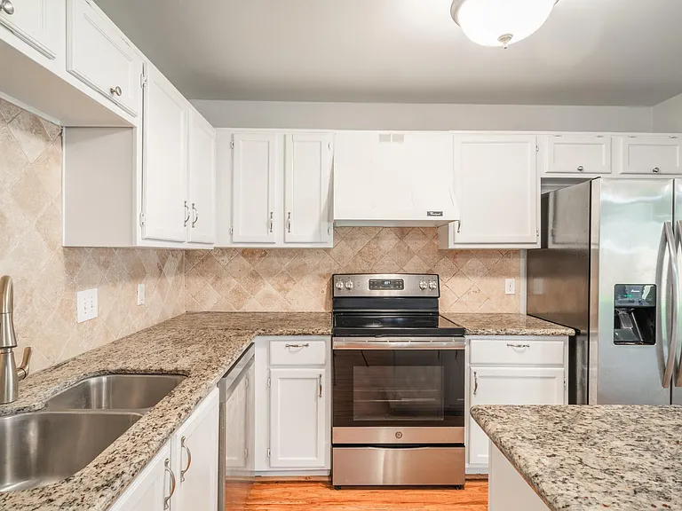 3006 Whetrock Ln — Photo 8