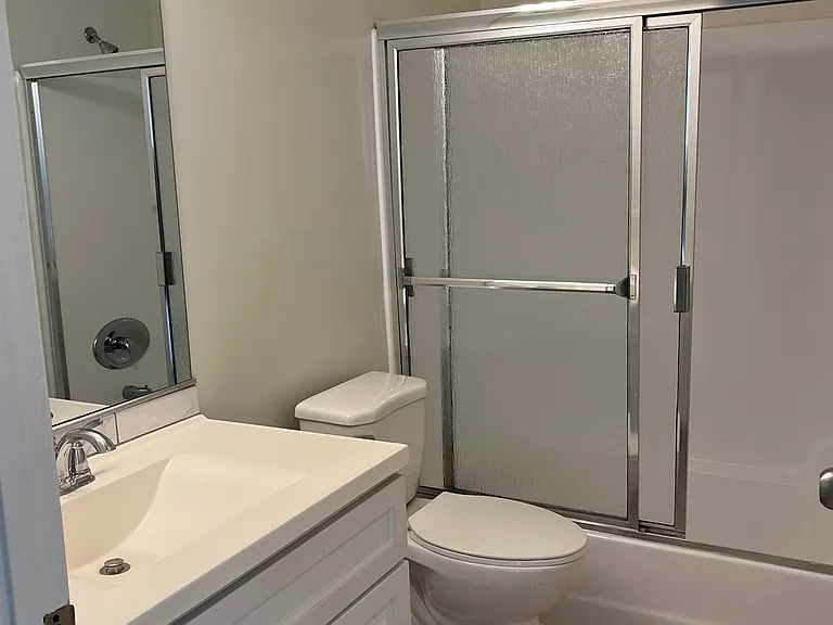 7627 Laurel Cyn Blvd — Photo 5