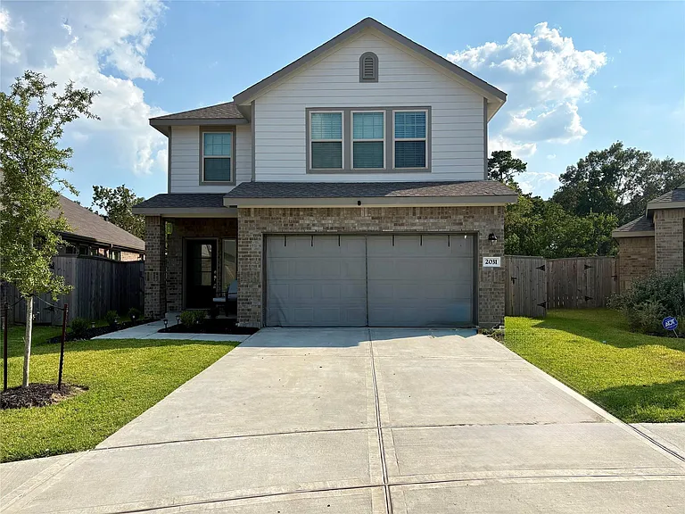 2031 Iris Hills Ln — Photo 1