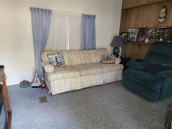 2nd image of 319 Young Cir