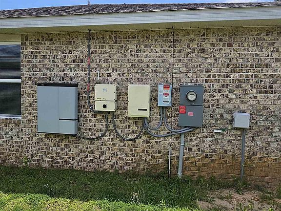 4th image of 3476 Blaney Dr