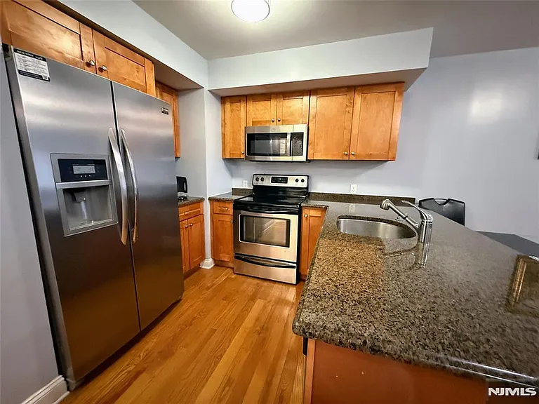 411 E Brinkerhoff Ave #410 — Photo 7