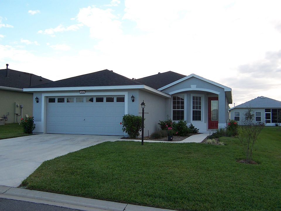 FURNISHED 3/2 Bungalow
