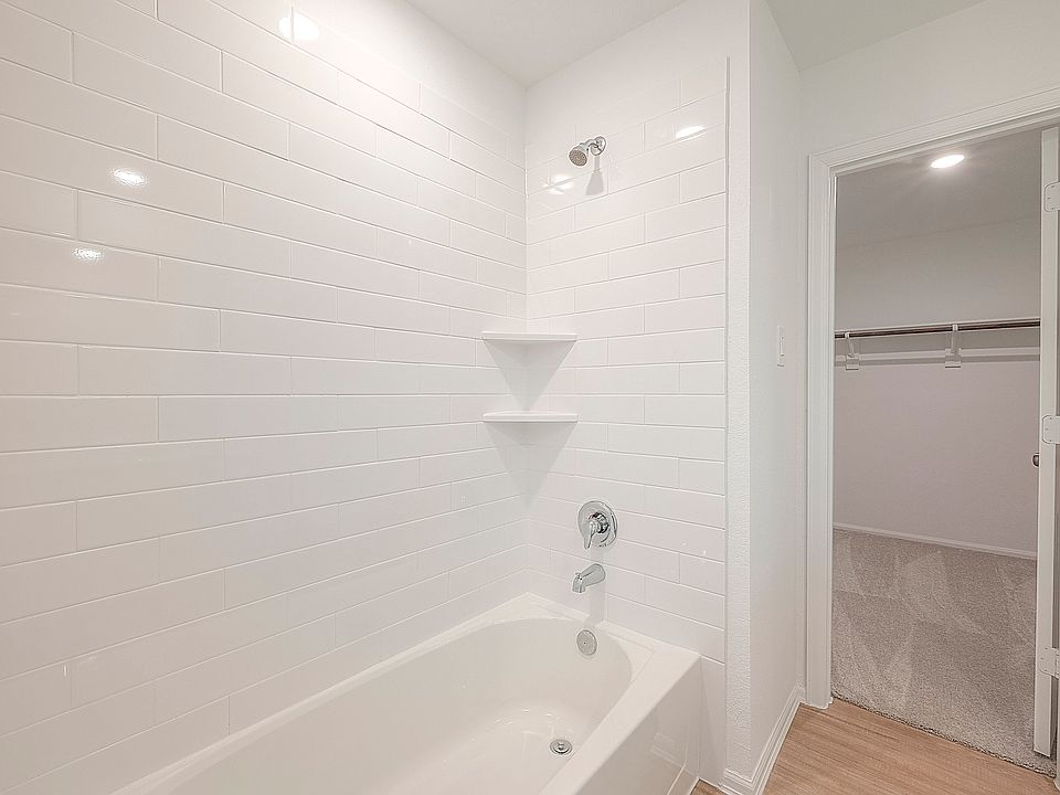 1st image of 1491 Las Cuevas Dr