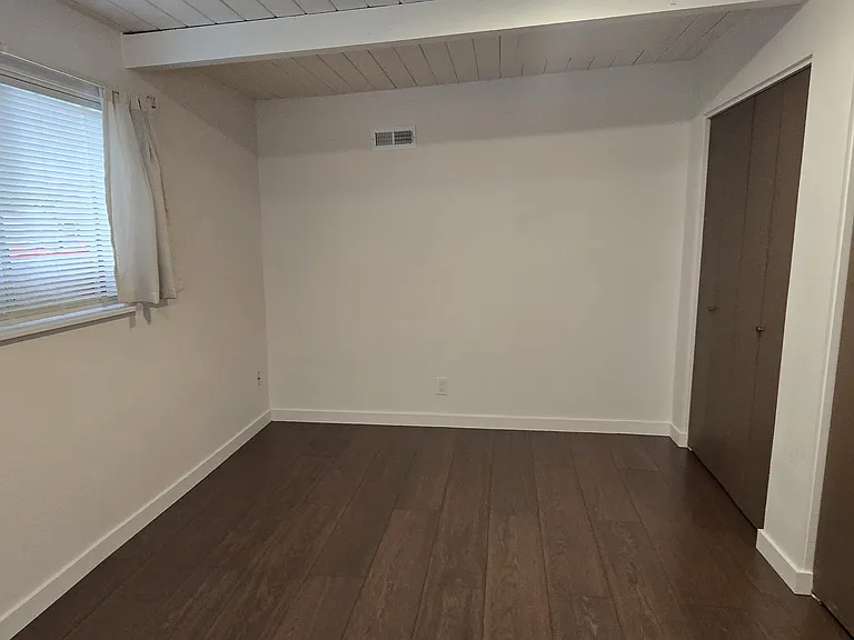 3220 S Clark St #3220 — Photo 8