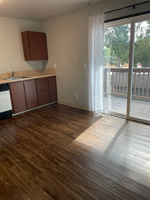2 bed, 860 sqft, $1,450 — Photo 4