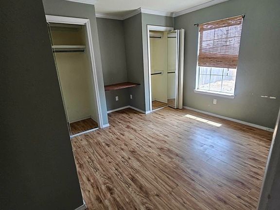 5th image of 917 W Manana Blvd
