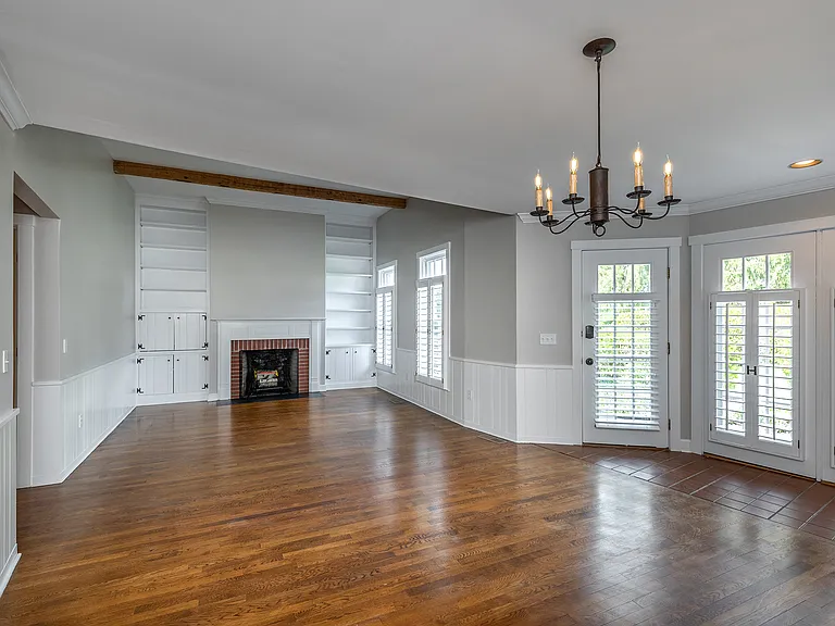2 Emerson Ct — Photo 3