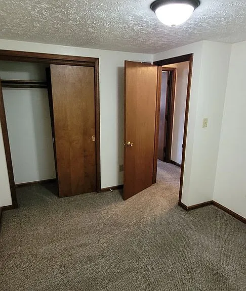 1817 W Chestnut St — Photo 20