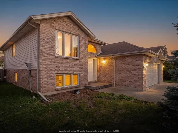 2314 Saint Clair Ave, Windsor, ON N9E 4S7