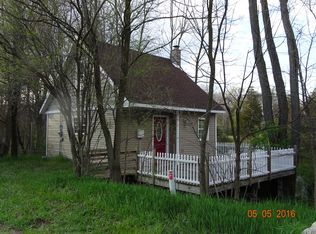 5497 W Irving Rd, Hastings, MI 49058