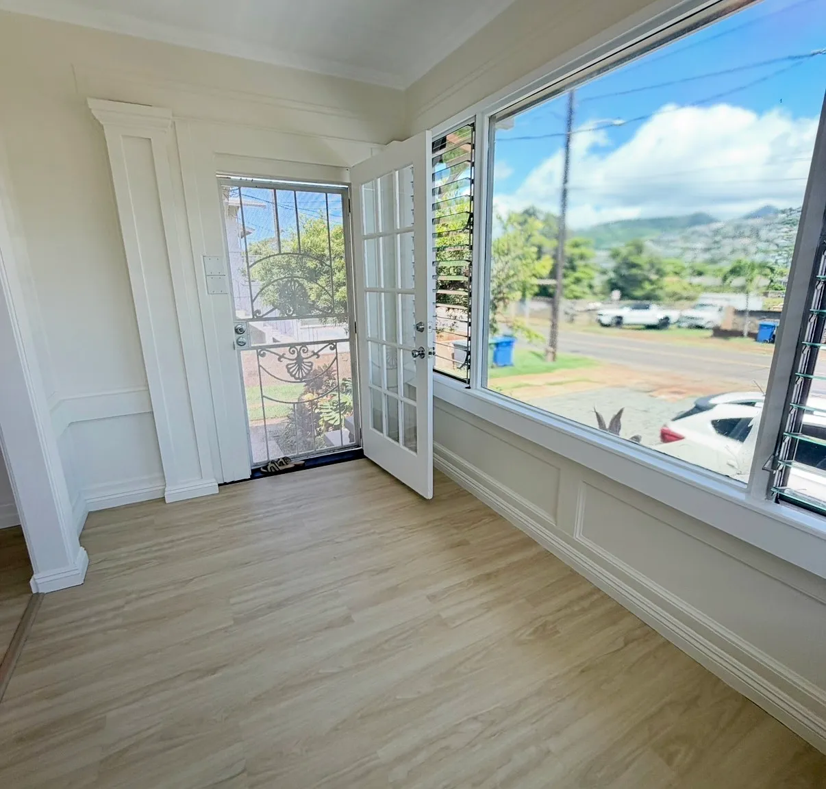 3 bed, 1208 sqft, $4,100 — Photo 3