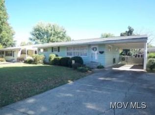 5504 3rd Ave, Vienna, WV 26105